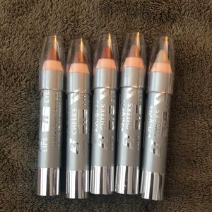 Set of five three and one lips cheeks and eyes